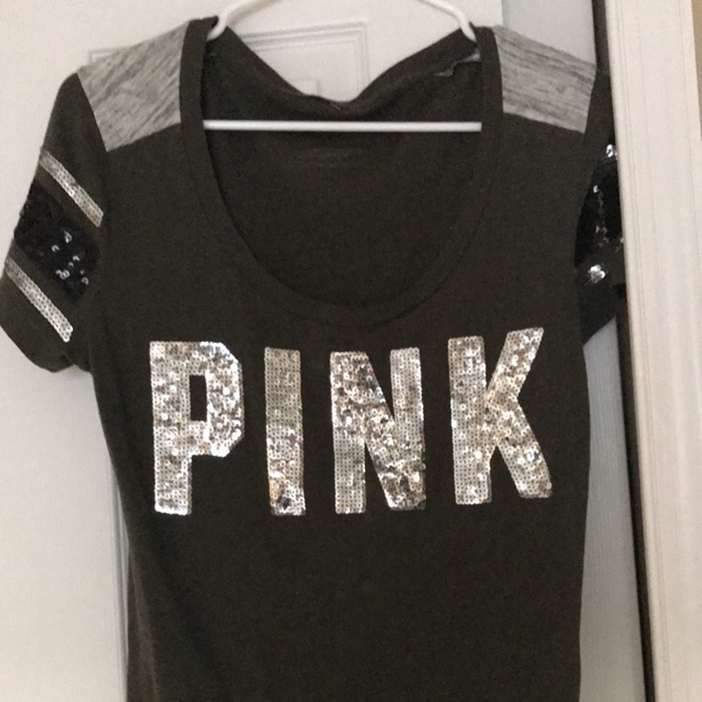 Pink t shirt